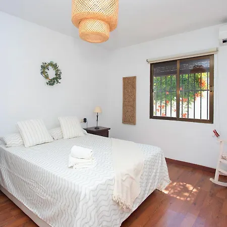 Blanca 度假居 托雷维耶哈